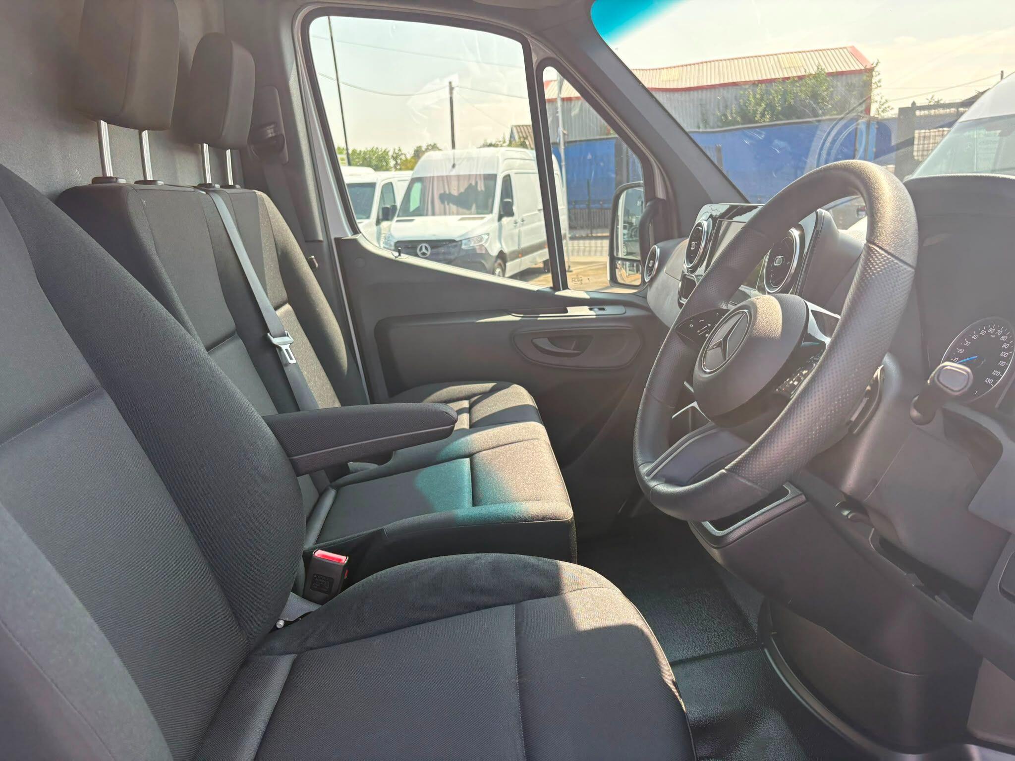 Mercedes-Benz eSprinter
